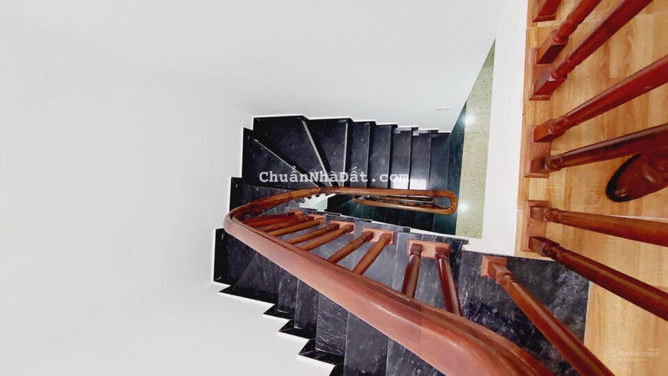 Bán nhà riêng khu vực ngõ 322 Mỹ Đình, Nam Từ Liêm. Nhà mới đẹp ở ngay. DT30m, 5T. Giá siêu rẻ