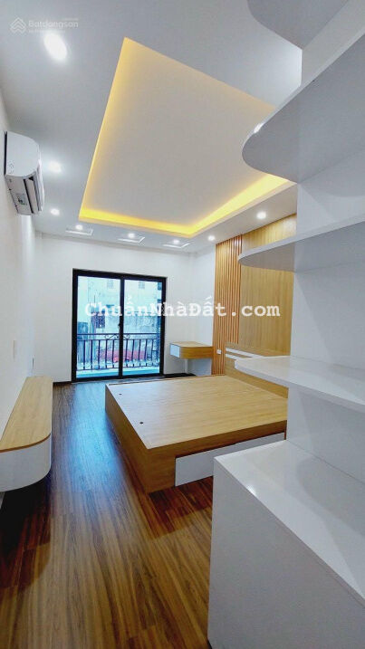Bán nhà khu vực Nhân Mỹ, Mỹ Đình, nhà mới full nội thất. Diện tích 30m2, 5 tầng, công năng đầy đủ