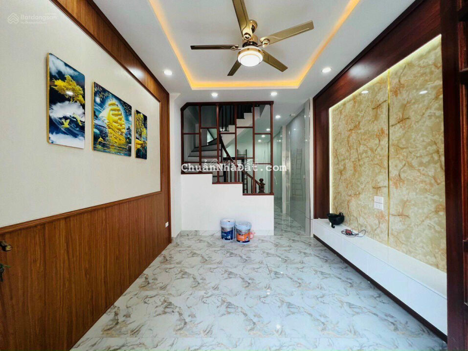 Bán nhà khu vực Nhân Mỹ, Mỹ Đình, nhà mới full nội thất. Diện tích 30m2, 5 tầng, công năng đầy đủ