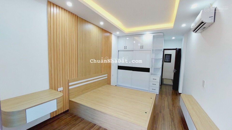 Bán nhà khu vực Nhân Mỹ, Mỹ Đình, nhà mới full nội thất. Diện tích 30m2, 5 tầng, công năng đầy đủ
