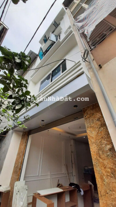 Bán nhà Đại Mỗ, 32m2 x 5T, gần Vincom Mega Mall, vuông vắn, ngõ rộng, ô tô đỗ cách 30m, giá 3,3 tỷ