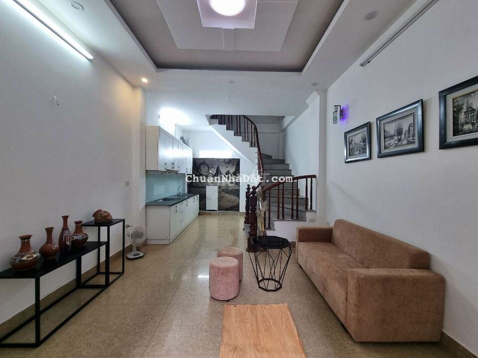 BÁN GẤP NHÀ 5 TẦNG 35M2 TẠI PHÚ ĐÔ GIÁ NHỈNH 3 TỶ.