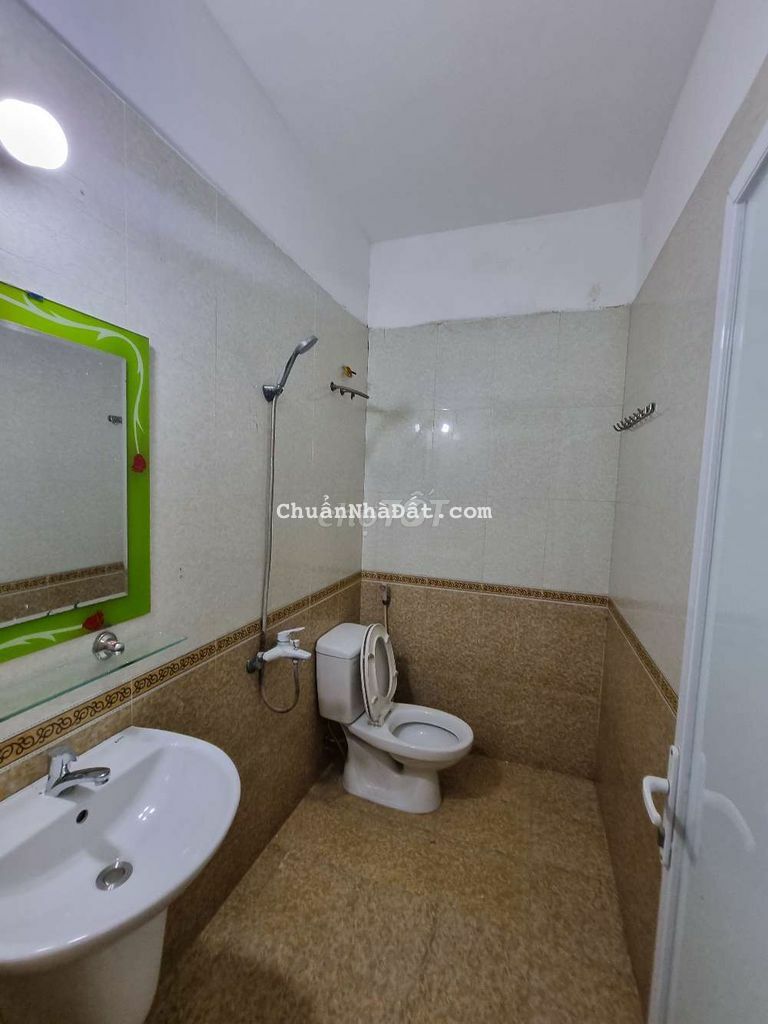 BÁN GẤP NHÀ 5 TẦNG 35M2 TẠI PHÚ ĐÔ GIÁ NHỈNH 3 TỶ.