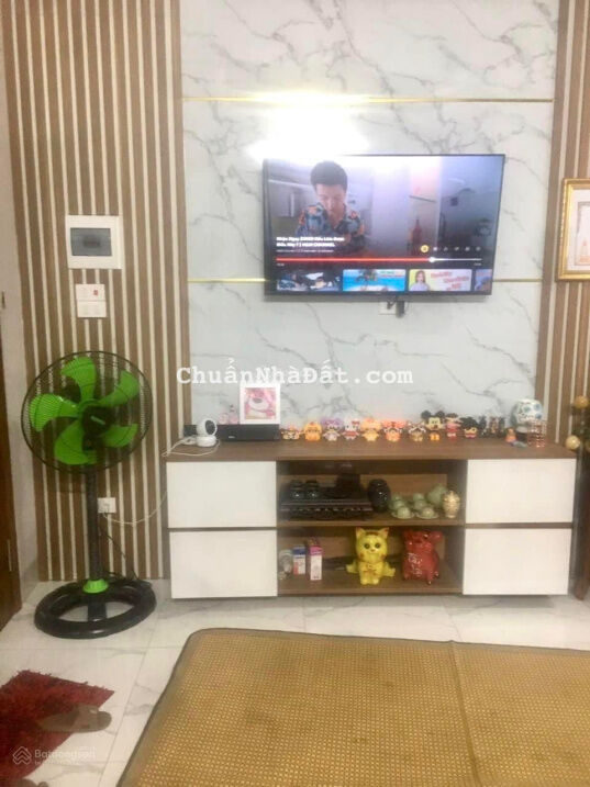 Cắt lỗ bán nhà Mỹ Đình 36m2 x 5 tầng 3 phòng ngủ full nội thất giá 3.55 tỷ