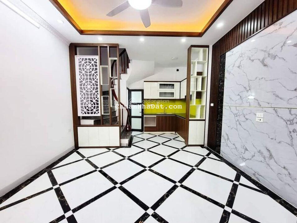 Nhà mới đẹp long lanh Hồ Tùng Mậu, Nam Từ Liêm 36m2 x 5T thoáng 2 mặt 4.3 tỷ cách phố 10m