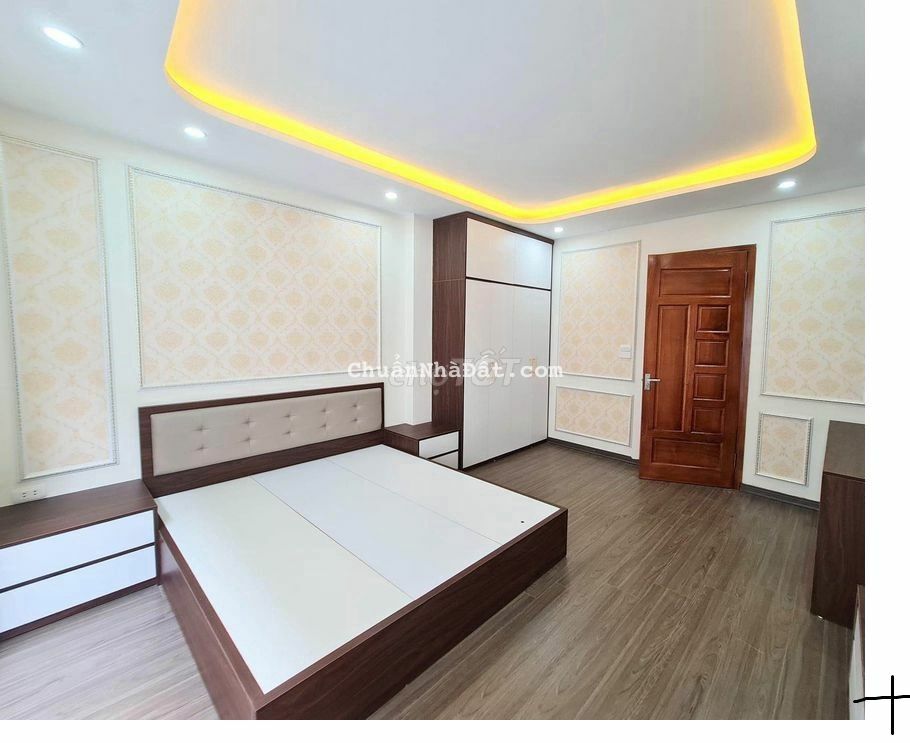 2.95 tỷ nhà Phương Canh-37m2-5 tầng-oto đỗ cổng