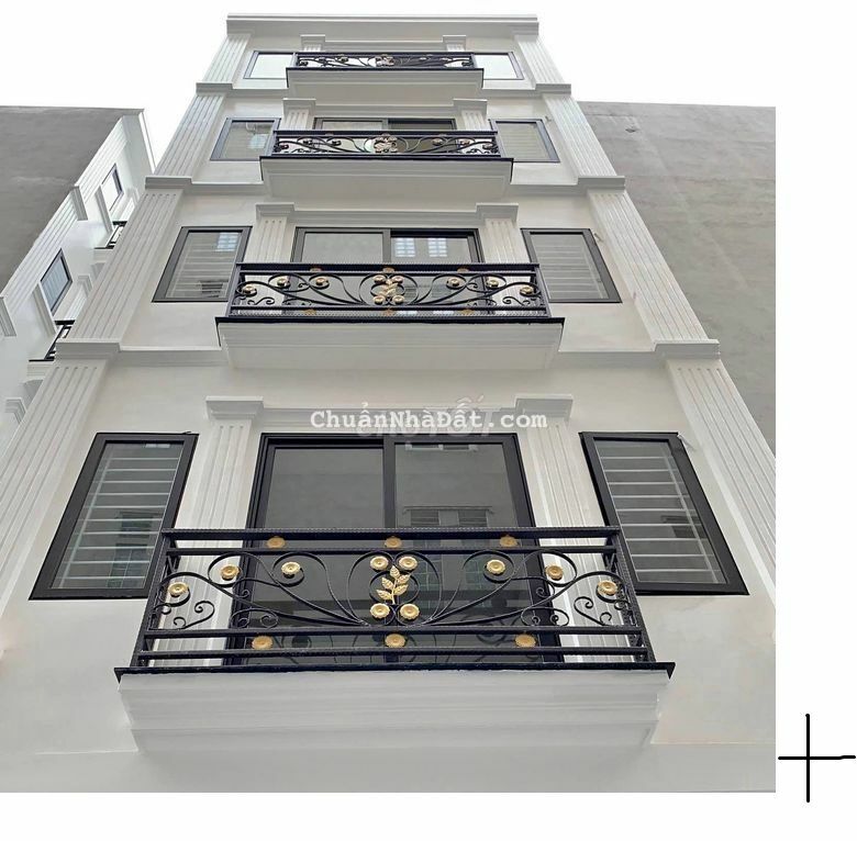 2.95 tỷ nhà Phương Canh-37m2-5 tầng-oto đỗ cổng