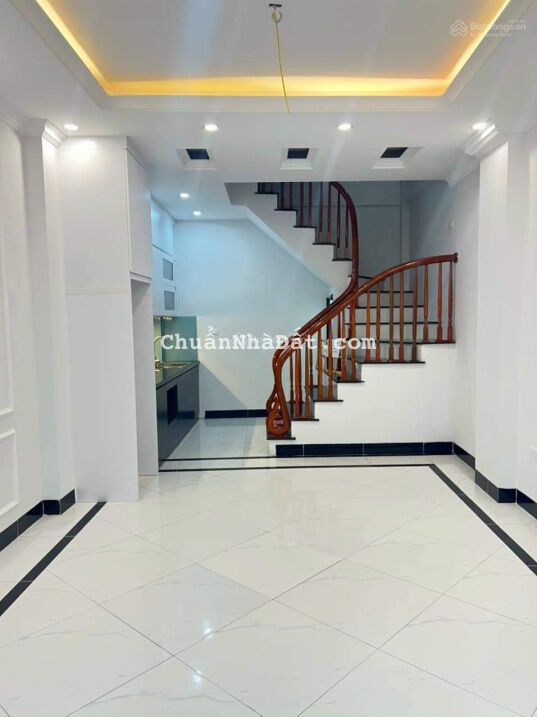 Chính chủ bán nhà Đại Mỗ, ngõ thông, ô tô gần, 38m2,4 tầng, 2.5 tỷ, LH 0348431290