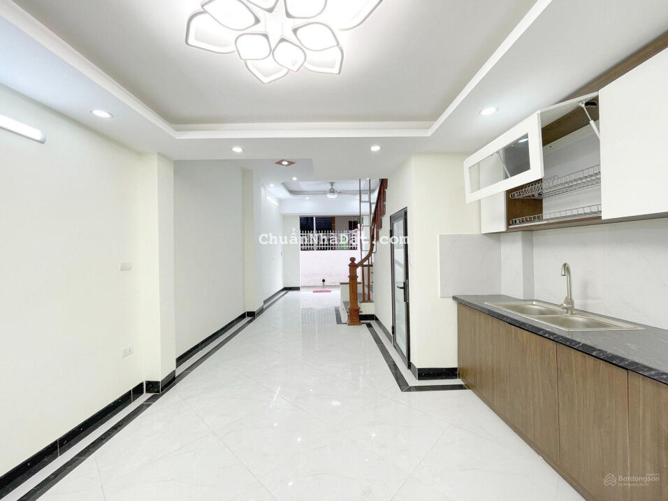 Bán nhà Tây Mỗ, 38m2 x 5 tầng, ngõ nông, ôtô đỗ cách 15m, vuông vắn, thoáng mát, giá 3,55 tỷ - LH