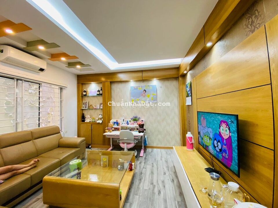 Giải cứu chủ nhà ! Phương Canh, lô góc, gần phố, ở thoáng 40m2*4T