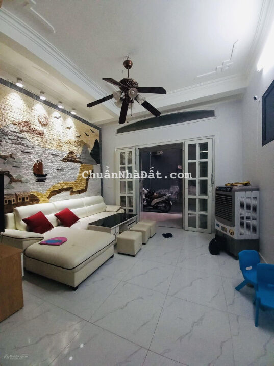 Bán gấp nhà riêng lô góc 2 thoáng khu vực Phú Mỹ Mỹ Đình (ngõ 63 Lê Đức Thọ). 42m2 mặt tiền 4m5 Bán gấp nhà riêng lô góc 2 thoáng khu vực Phú Mỹ Mỹ Đình (ngõ 63 Lê Đức Thọ). 42m2 mặt tiền 4m5