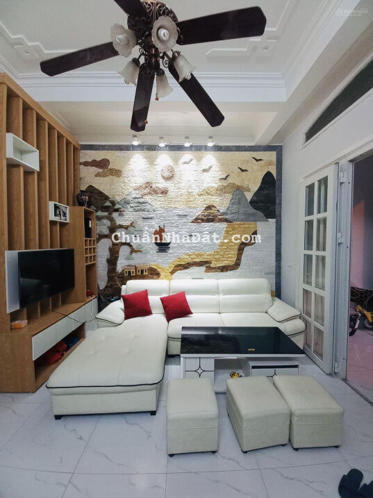 Bán gấp nhà riêng lô góc 2 thoáng khu vực Phú Mỹ Mỹ Đình (ngõ 63 Lê Đức Thọ). 42m2 mặt tiền 4m5 Bán gấp nhà riêng lô góc 2 thoáng khu vực Phú Mỹ Mỹ Đình (ngõ 63 Lê Đức Thọ). 42m2 mặt tiền 4m5