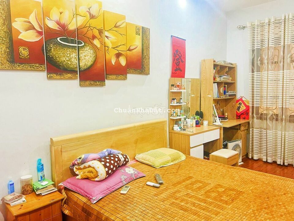 Giá siêu rẻ! Nhà Xuân Phương ,kinh doanh, sát phố, ngõ nông 44m2*4T