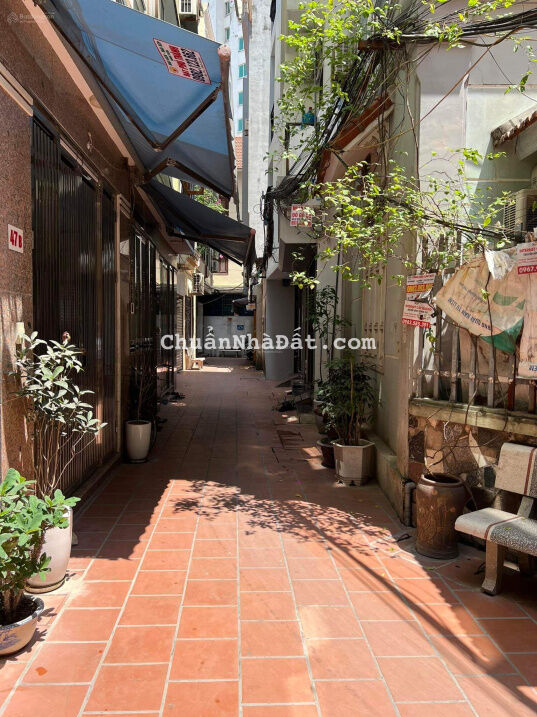 Cần bán gấp nhà Mỹ Đình ô tô vào tận nhà giá rẻ cắt lỗ sâu 600 triệu Cần bán gấp nhà Mỹ Đình ô tô vào tận nhà giá rẻ cắt lỗ sâu 600 triệu