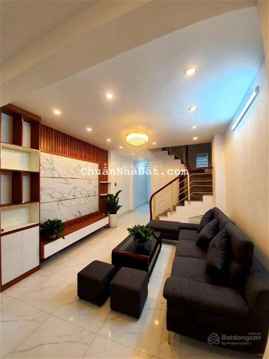 Bán nhà khu vực Phú Mỹ, Mỹ Đình. Nhà đẹp 6 phòng khép kín, nội thất sang trọng. Dt 50m, 4tầng.