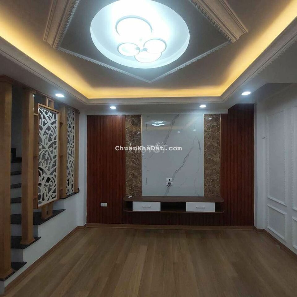 CC BÁN NHÀ, PHƯƠNG CANH, LÔ GÓC, GẦN Ô TÔ, 54M2