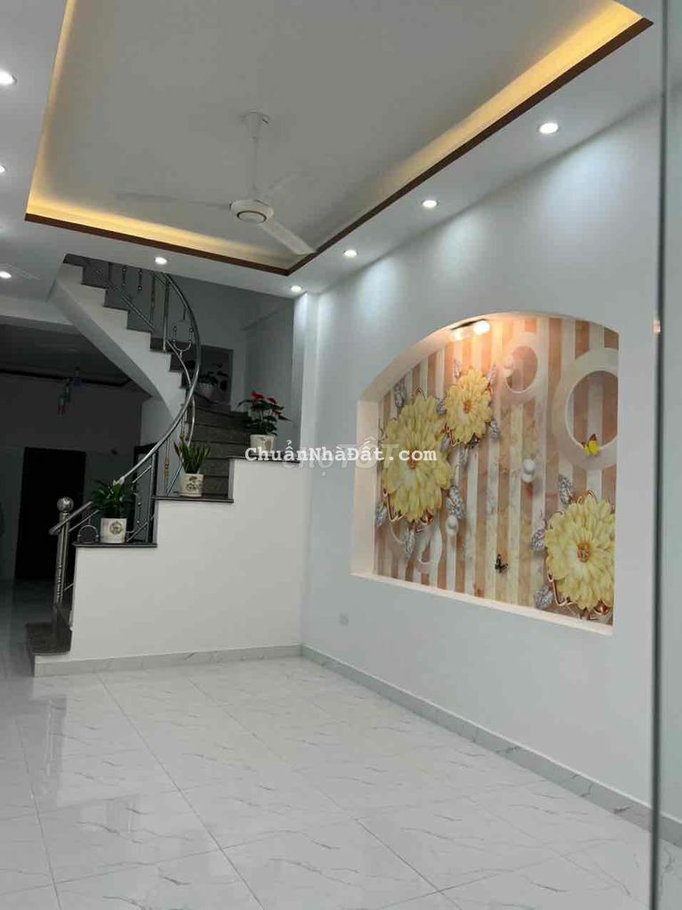 nhà mặt ngo đông khê 44m x 3 tầng