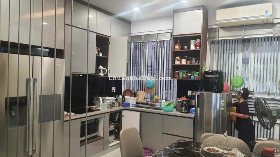 Bán nhà 5 tầng Lô 22 Lê Hồng Phong, Ngô Quyền, Hải Phòng