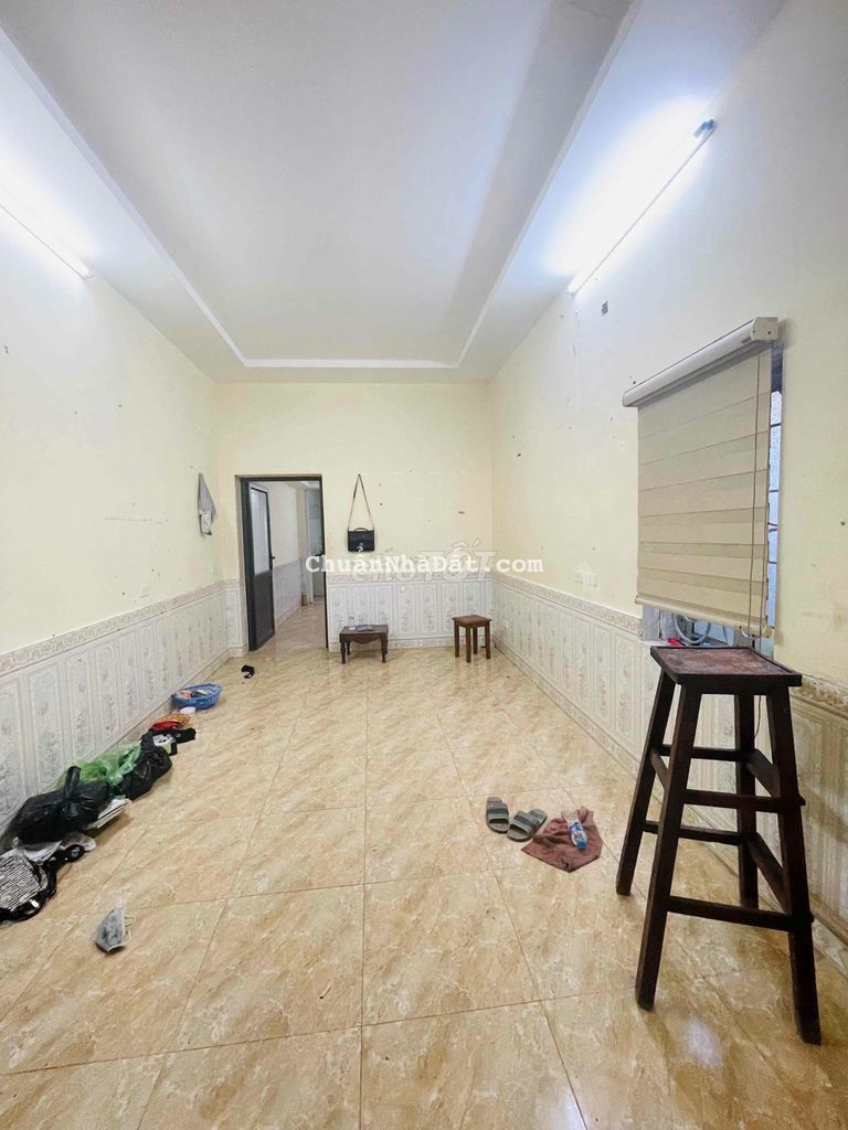 Bán nhà 2 tầng sân cổng Đông Khê, Ngô Quyền, Hải Phòng