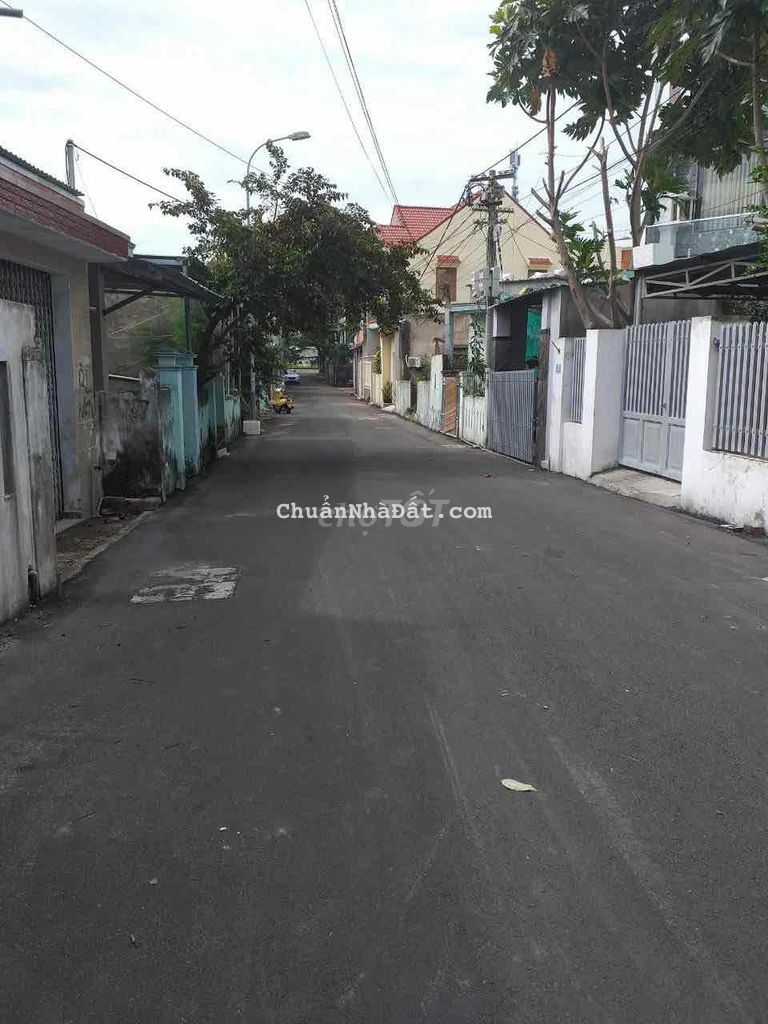 Bán nhà MT đường Phạm Nổi ( giá tốt)