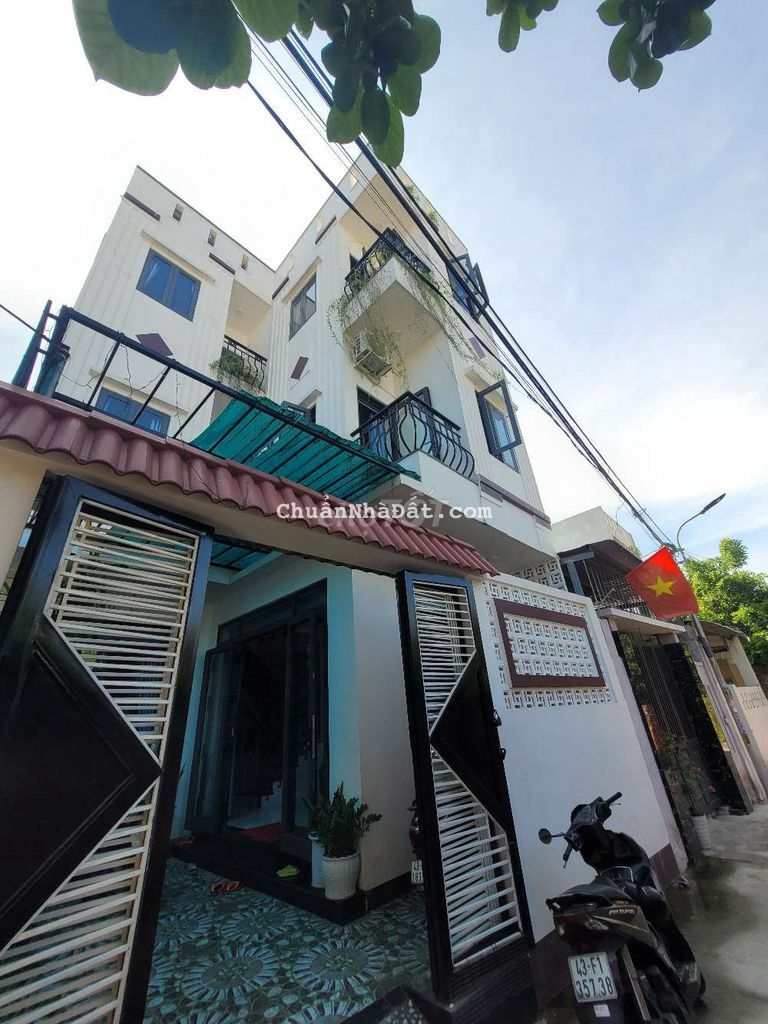 Bán nhà bà 3 tầng kiểu biệt thự. Kiệt ô tô xe tải đường bà bang nhãn.