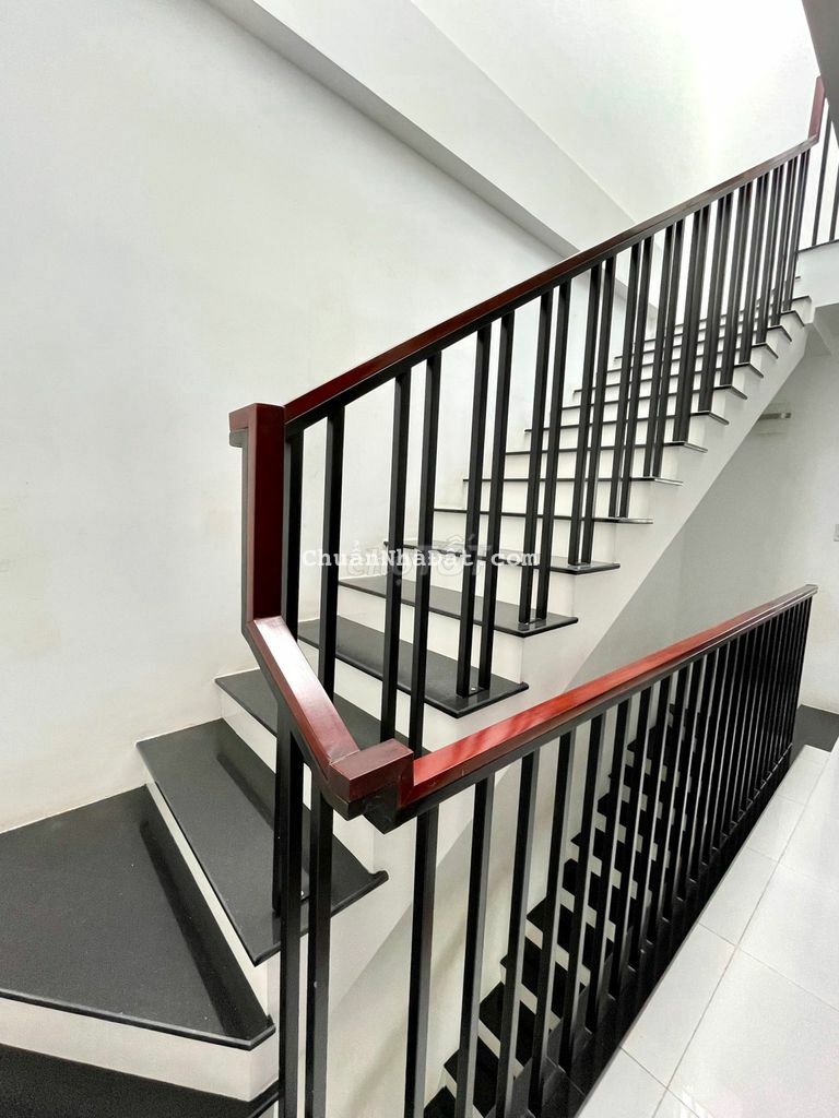 Nhà 3 tầng KĐT Hà Quang 1 - Nha Trang ( sổ hồng Hoàn Công ) 7,3 tỷ Nhà 3 tầng KĐT Hà Quang 1 - Nha Trang ( sổ hồng Hoàn Công ) 7,3 tỷ