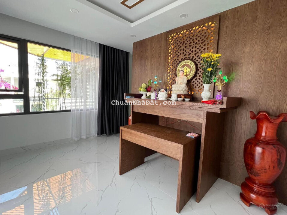 Nhà 4 tầng góc 2 mặt tiền Hà Quang 2 có thang máy Nhà 4 tầng góc 2 mặt tiền Hà Quang 2 có thang máy