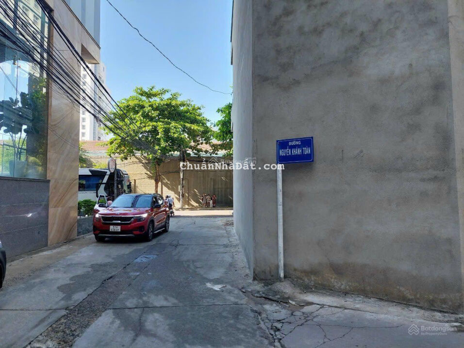 Bán nhà cấp 4, đường Nguyễn Khánh Toàn, Vĩnh Hải, DT 123m2, ngang 5m, hướng nam - giá 67 tr/m2 Bán nhà cấp 4, đường Nguyễn Khánh Toàn, Vĩnh Hải, DT 123m2, ngang 5m, hướng nam - giá 67 tr/m2