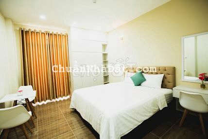 Khách sạn view sông Bờ Kè Hà Ra cách biển 100m