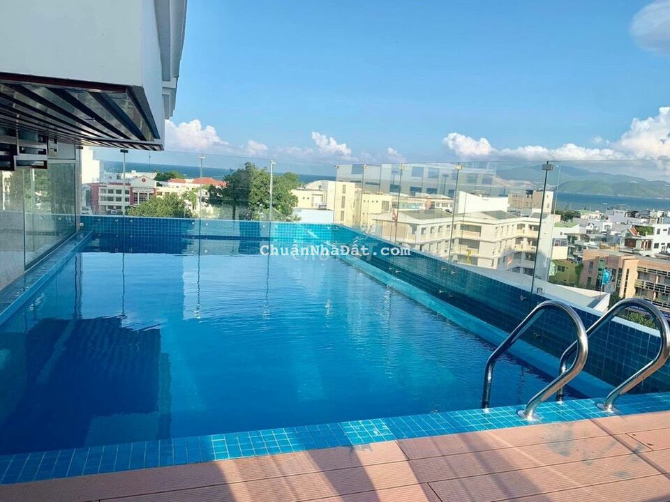 Toà khách sạn 3 sao 65 phòng gần biển &chợ Đầm NT Toà khách sạn 3 sao 65 phòng gần biển &chợ Đầm NT