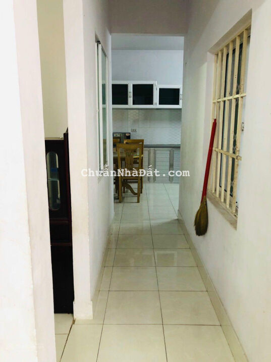 Nhà đẹp 2 tầng - DT 60m2 ngang 6m1 - giá chỉ 1,75 tỷ (vị trí sát Nguyễn Chích)