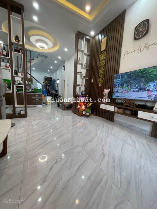 Bán nhà 2 tầng mới, có 3 PN, DT 74,4m2 (4,5x16,5m) Nguyễn Xiển, Vĩnh Ngọc, Nha Trang. Giá 1,85 tỷ Bán nhà 2 tầng mới, có 3 PN, DT 74,4m2 (4,5x16,5m) Nguyễn Xiển, Vĩnh Ngọc, Nha Trang. Giá 1,85 tỷ