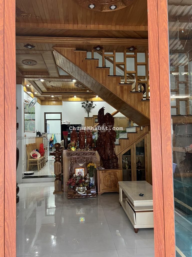 🍄Bán nhà đẹp 3 tầng Ngọc Hội - Vĩnh Ngọc - Nha Trang : 3 tỉ 5 🍄Bán nhà đẹp 3 tầng Ngọc Hội - Vĩnh Ngọc - Nha Trang : 3 tỉ 5