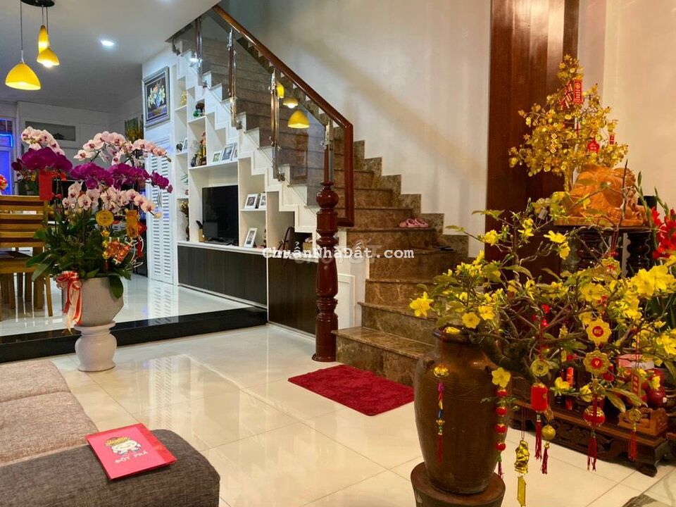 Nhà full nội thất 3 tầng KĐT Hà Quang 2 đường 16m