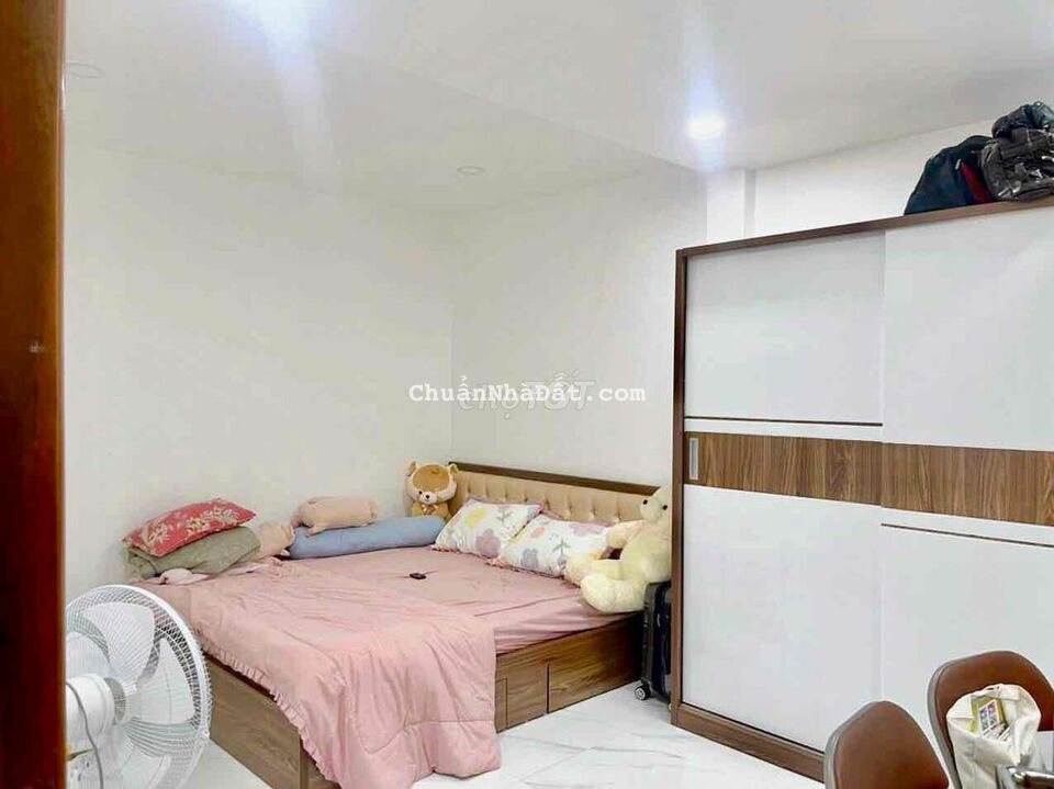 Bán nhà đẹp mặt tiền 23/10 Vĩnh Thạnh Nha Trang