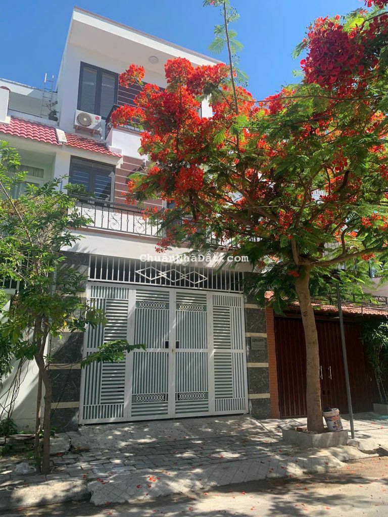 Nhà 3 tầng siêu đẹp KĐT Phước Long A sổ đỏ hoàn công 💥 Giá :5 tỷ 5 Nhà 3 tầng siêu đẹp KĐT Phước Long A sổ đỏ hoàn công 💥 Giá :5 tỷ 5