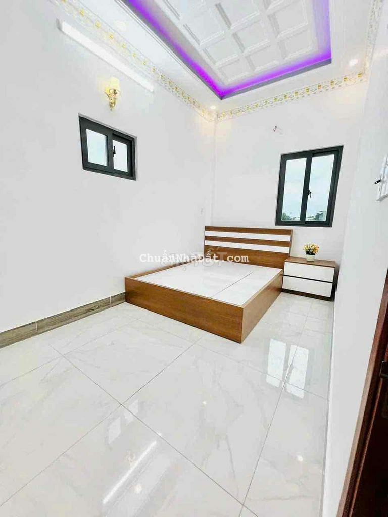 Bán nhà 2 lầu st 5Pn 4x26 đào tông nguyên nhà bè