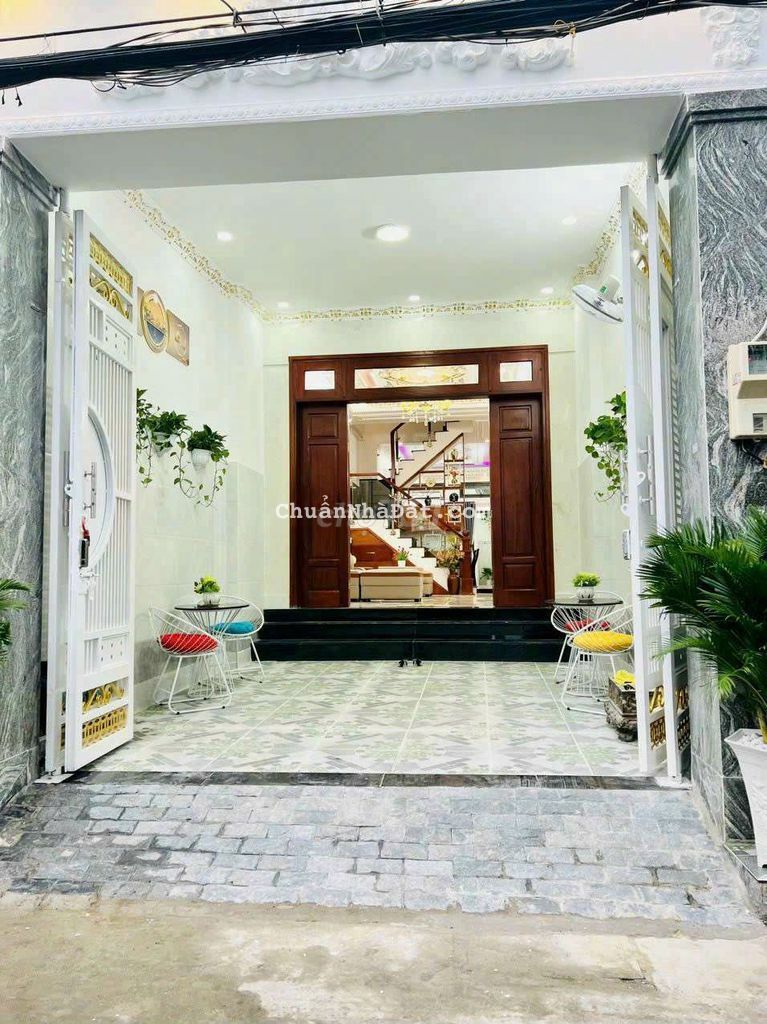 Nhà bán sổ hồng riêng 4×26, hẻm xe hơi