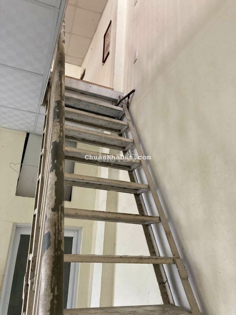 Nhà sổ hồng riêng biệt