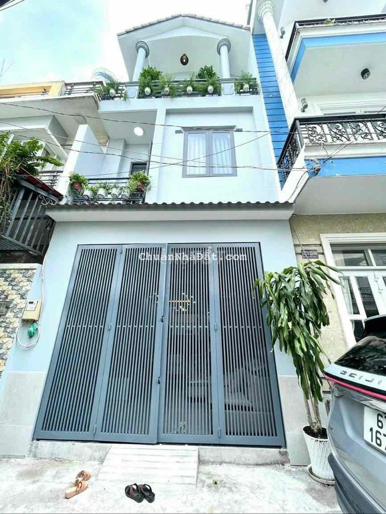 NHÀ THIẾT KẾ CỔ ĐIỂN - ĐẦY ĐỦ NỘI THẤT CAO CẤP - ĐƯỜNG 6M