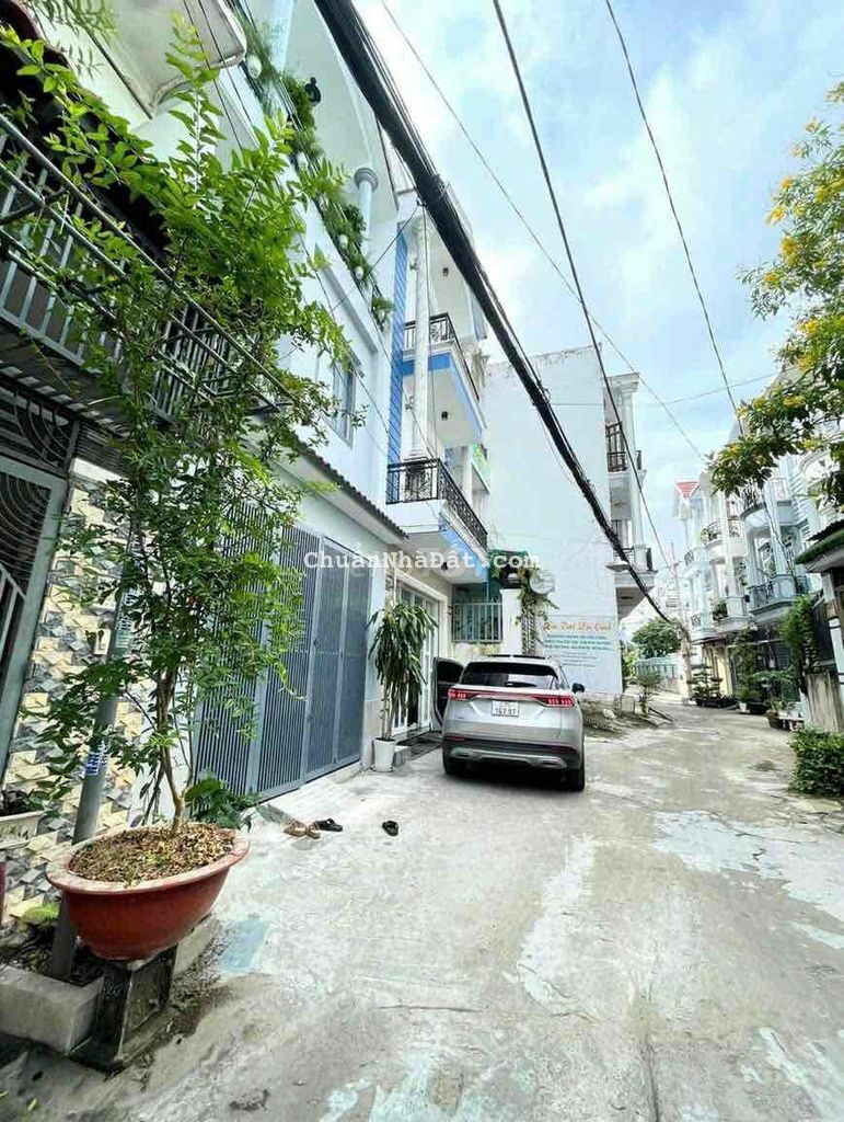 NHÀ THIẾT KẾ CỔ ĐIỂN - ĐẦY ĐỦ NỘI THẤT CAO CẤP - ĐƯỜNG 6M