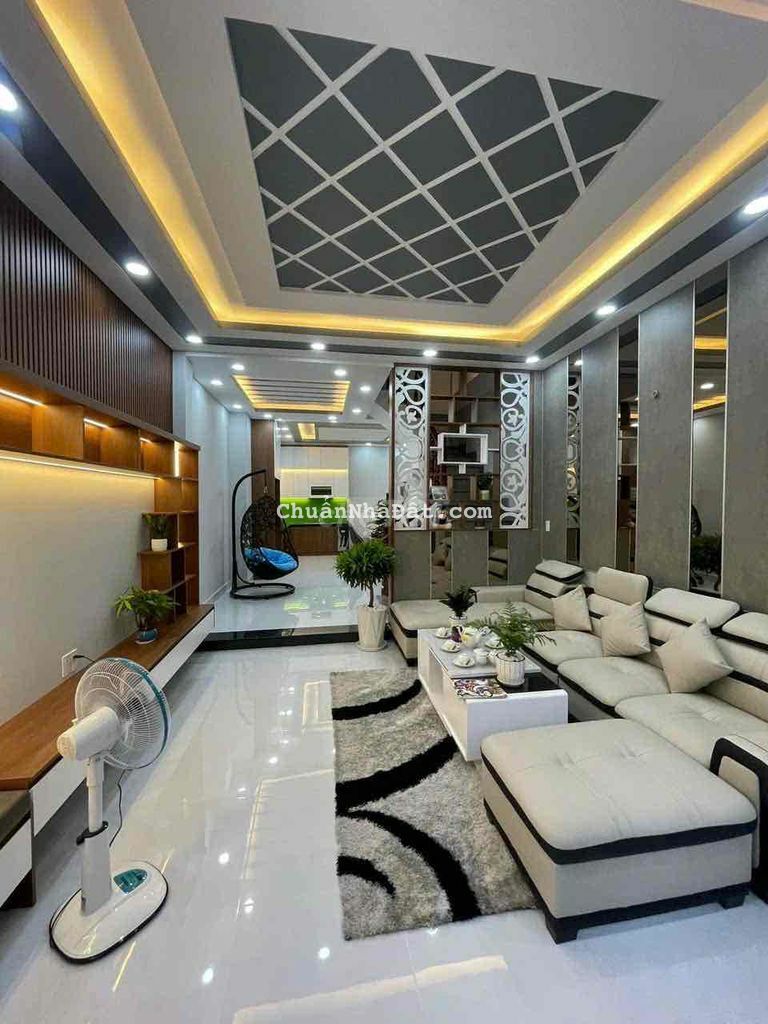 NHÀ THIẾT KẾ CỔ ĐIỂN - ĐẦY ĐỦ NỘI THẤT CAO CẤP - ĐƯỜNG 6M