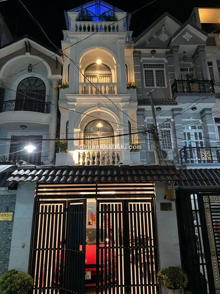 NHÀ 4 TẦNG 4X18 Ô TÔ ĐẬU TRONG NHÀ FULL NỘI THẤT MUA VỀ Ở NGAY