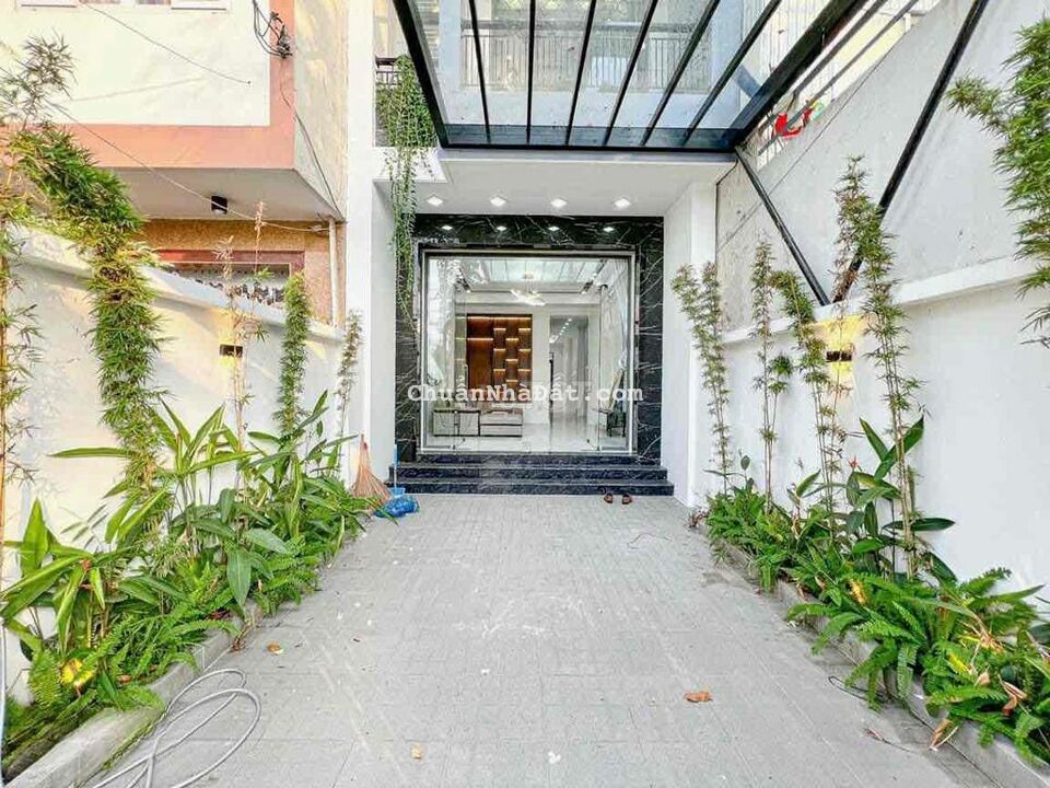 BÁN NHÀ MẶT TIỀN NGUYỄN VĂN CỪ KDC HỒNG PHÁT