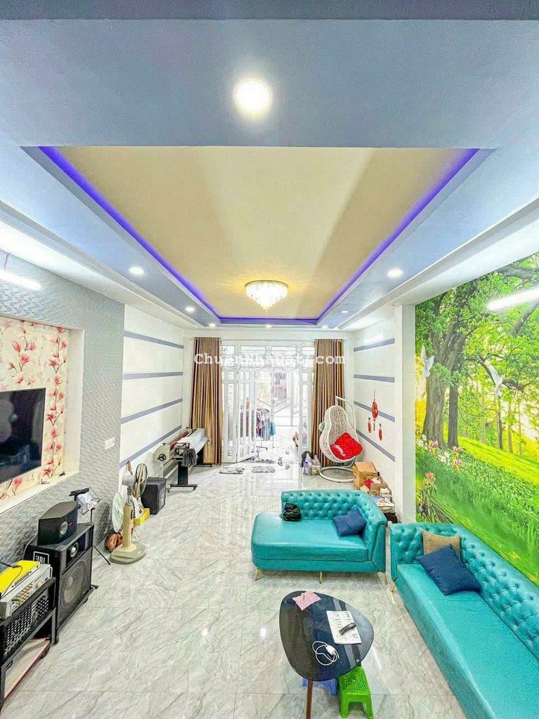 NHÀ 3 LẦU ĐẦU HẺM 56 LÊ ANH XUÂN