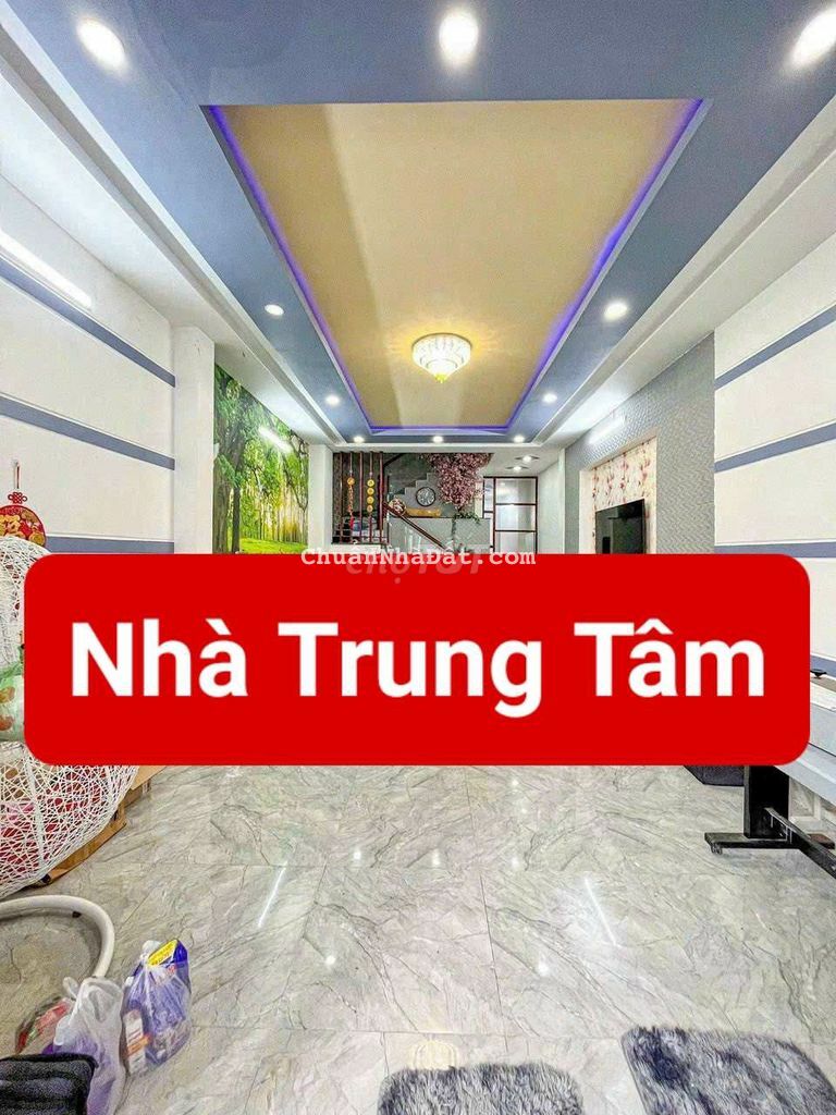 NHÀ 3 LẦU ĐẦU HẺM 56 LÊ ANH XUÂN