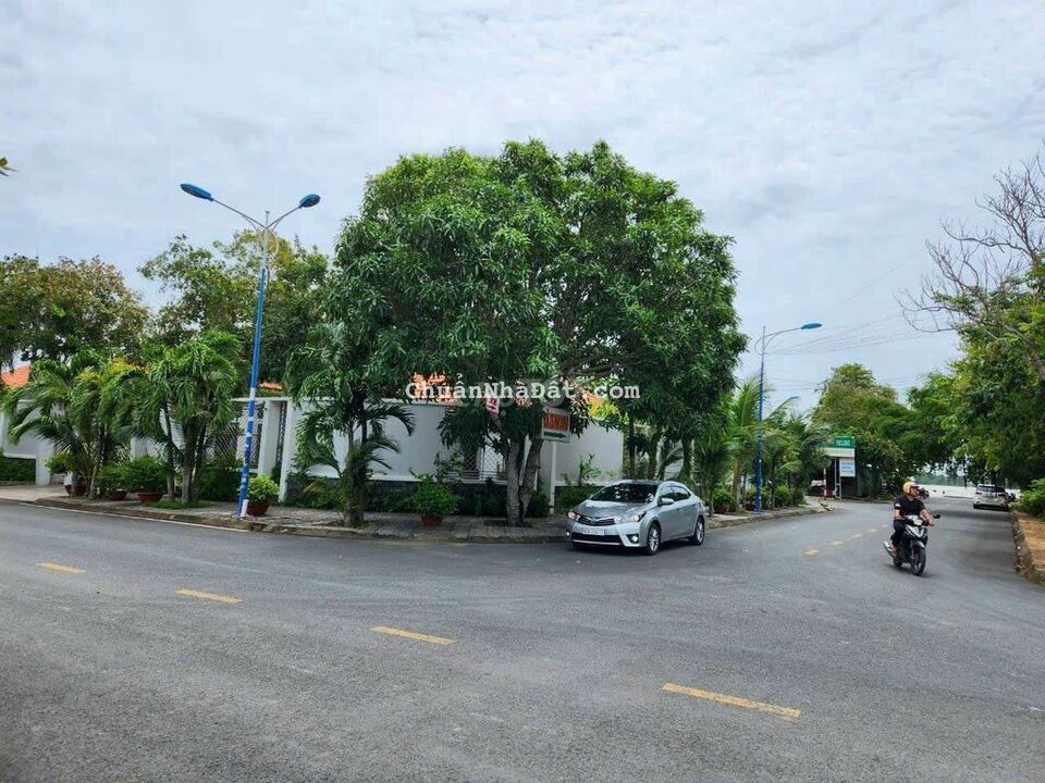 Bán biệt thự lô góc 3mt khu cồn Khương 1524 m2 giá 49 tỷ