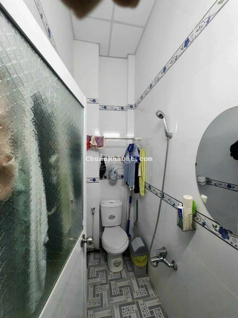 Nhà đẹp hoàn công 2 phòng ngủ trung tâm giá rẻ