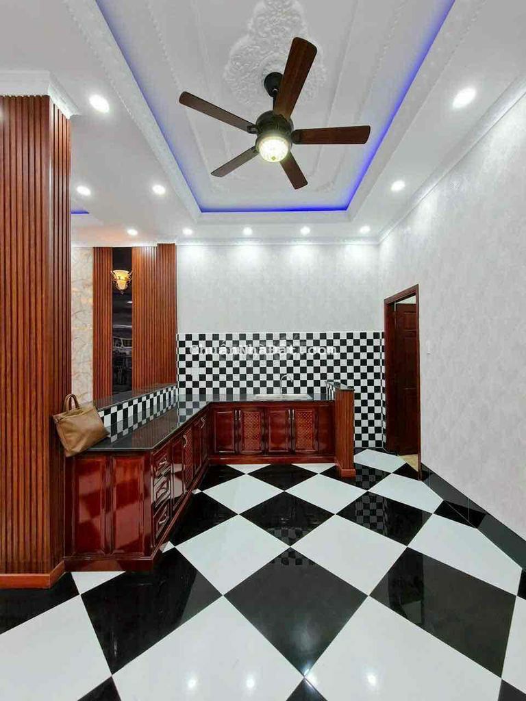 NHÀ LẦU MỚI, KIÊN CỐ, KIẾN TRÚC ĐẸP, NẰM NGAY TRUNG TÂM CẦN THƠ NHÀ LẦU MỚI, KIÊN CỐ, KIẾN TRÚC ĐẸP, NẰM NGAY TRUNG TÂM CẦN THƠ