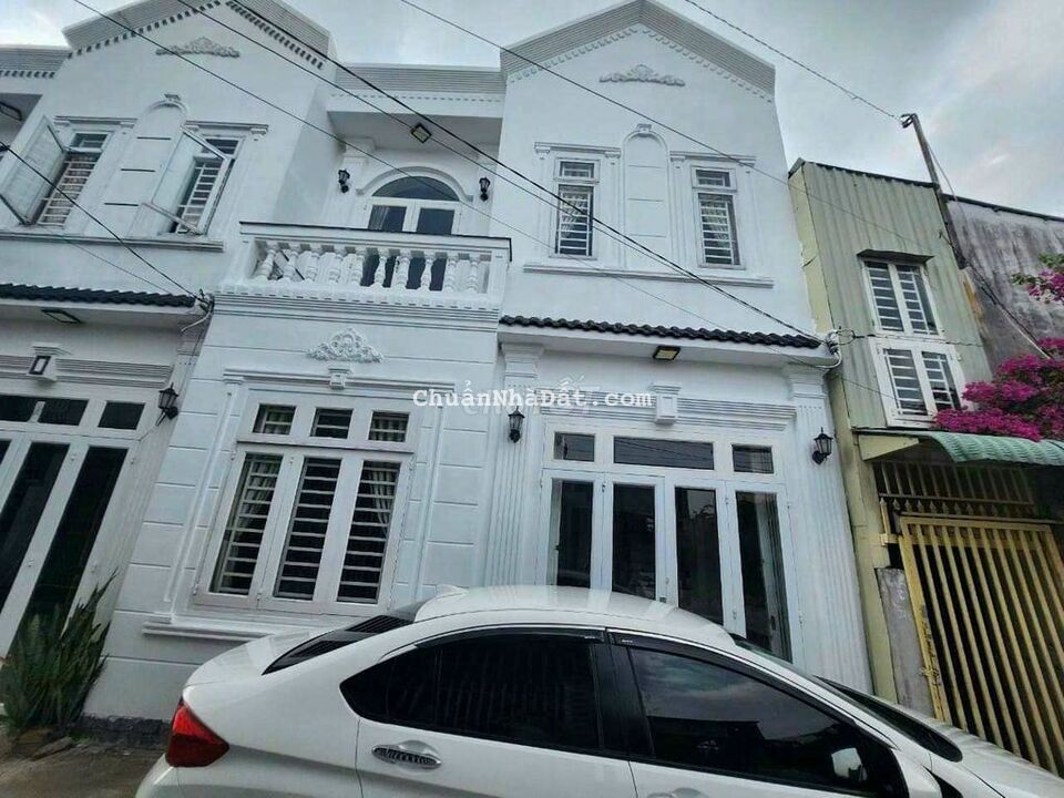 NHÀ RẺ HẺM 11 ĐA KHOA TRUNG ƯƠNG